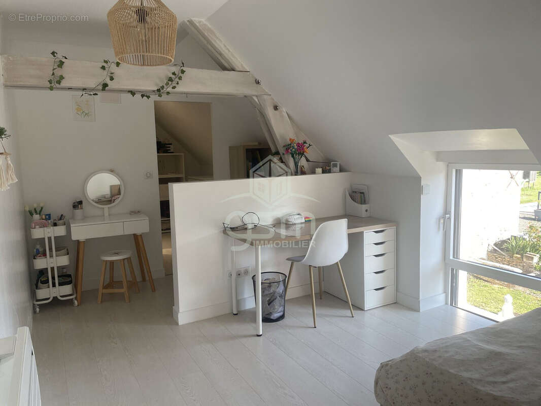Maison à CORMERY
