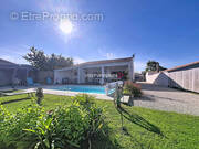 Maison à SAINT-GEORGES-DE-DIDONNE