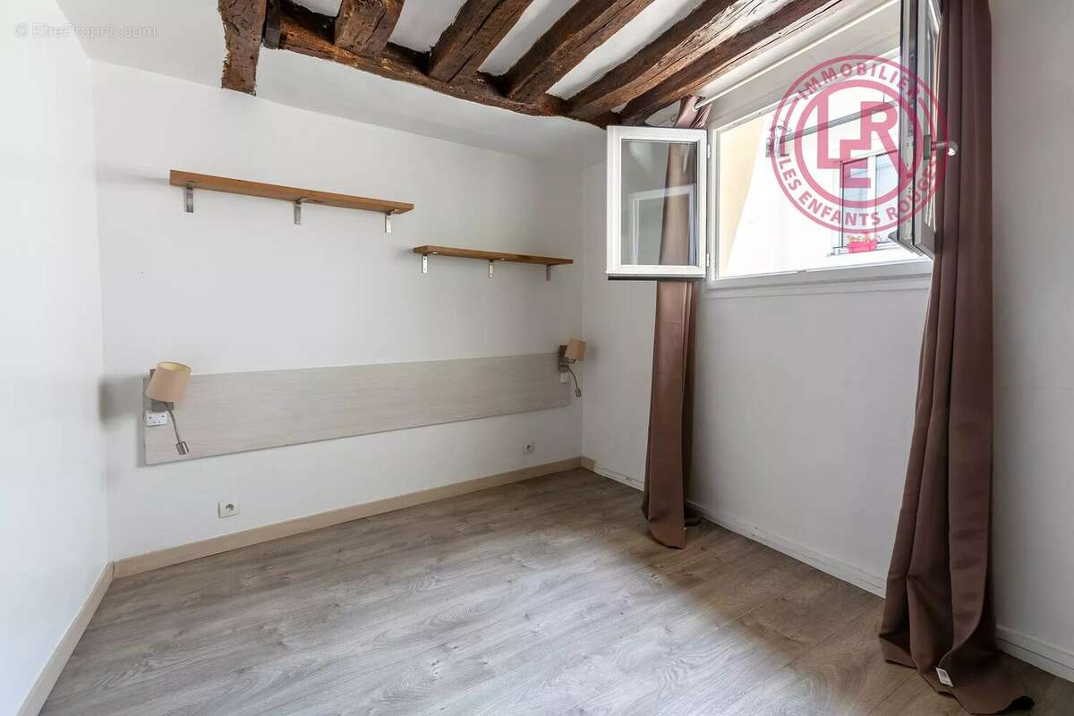 Appartement à PARIS-4E