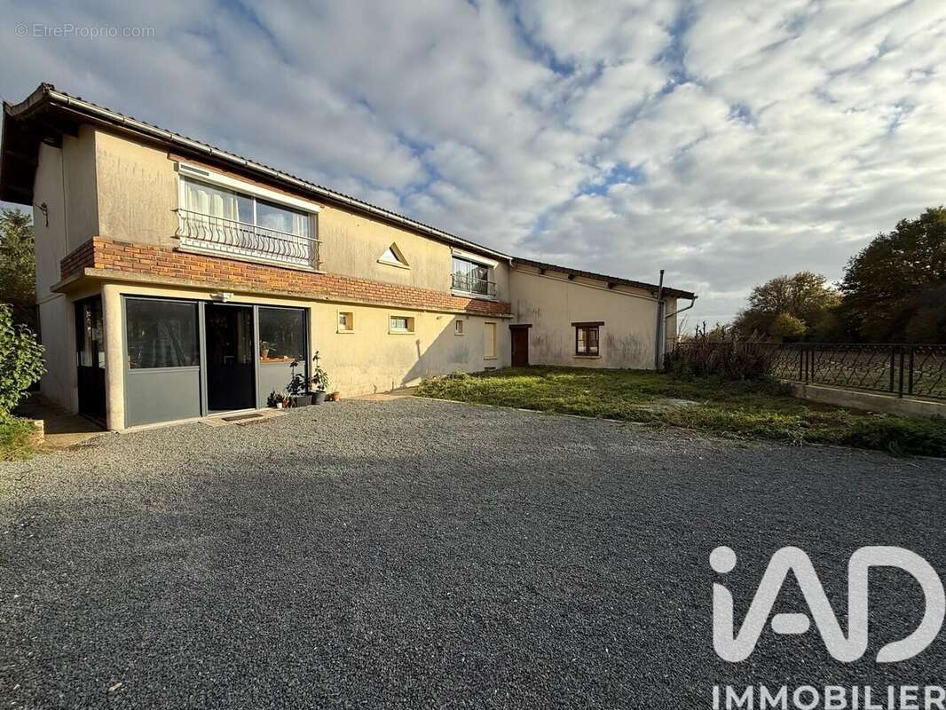 Photo 2 - Maison à ARROU