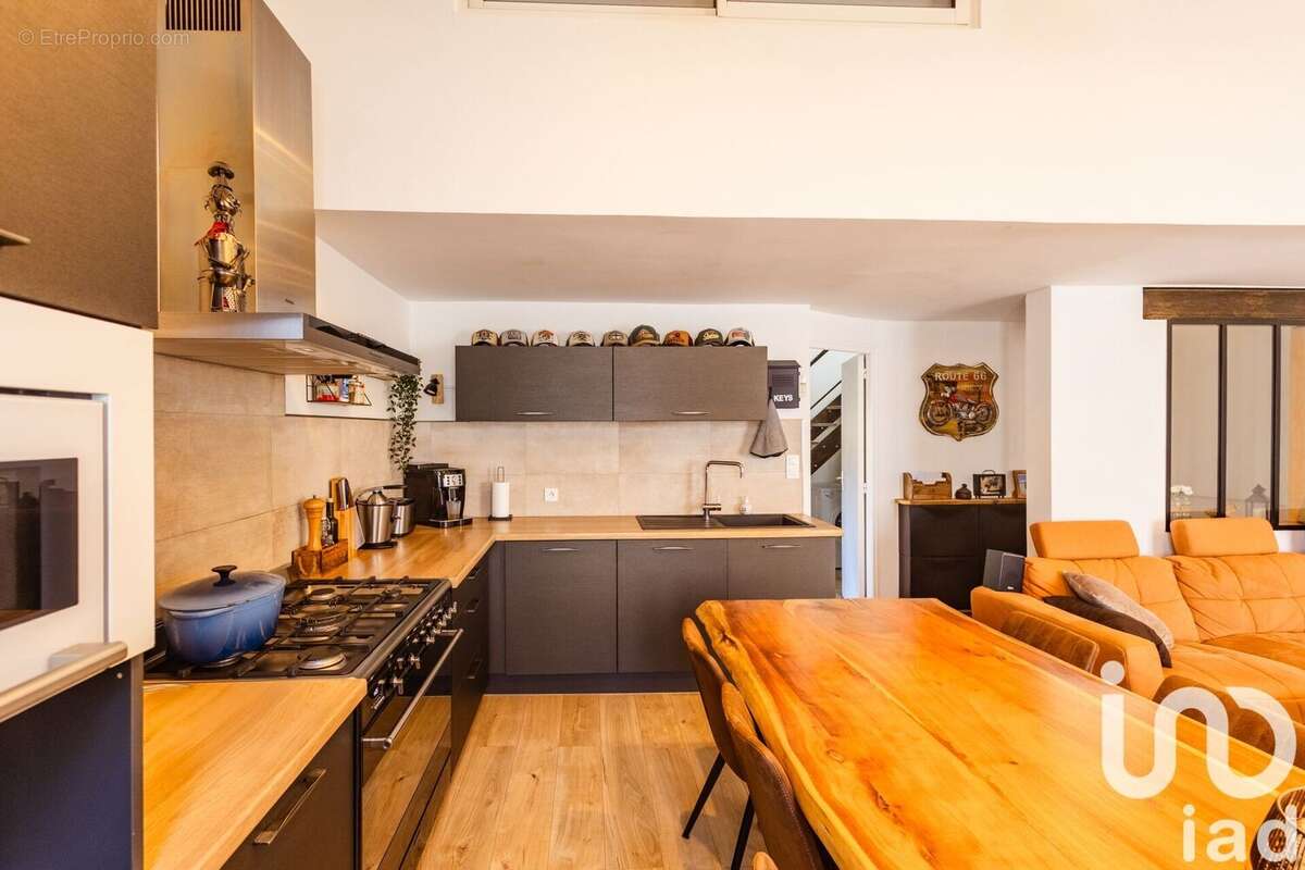 Maison 97 m² à Saintes-Maries-De-La-Mer  - photo 4