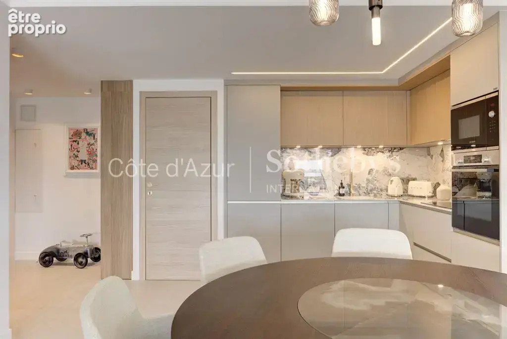 Appartement 4 pièces rénové avec vue mer et terrasse – Palm Beach Cannes - photo 10