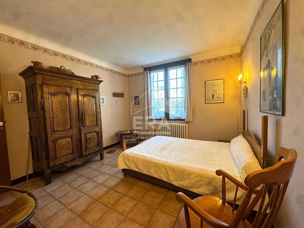 Maison à L'ISLE-SUR-LA-SORGUE