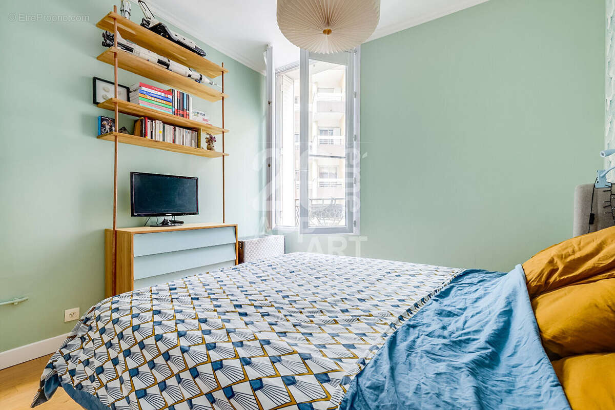 Appartement à PARIS-20E