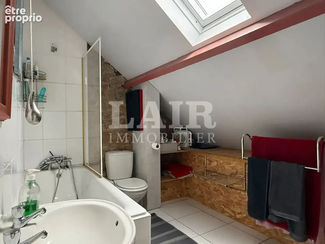 A vendre propriété composée de deux maisons et 3 plans d'eau - P15649 - photo 11