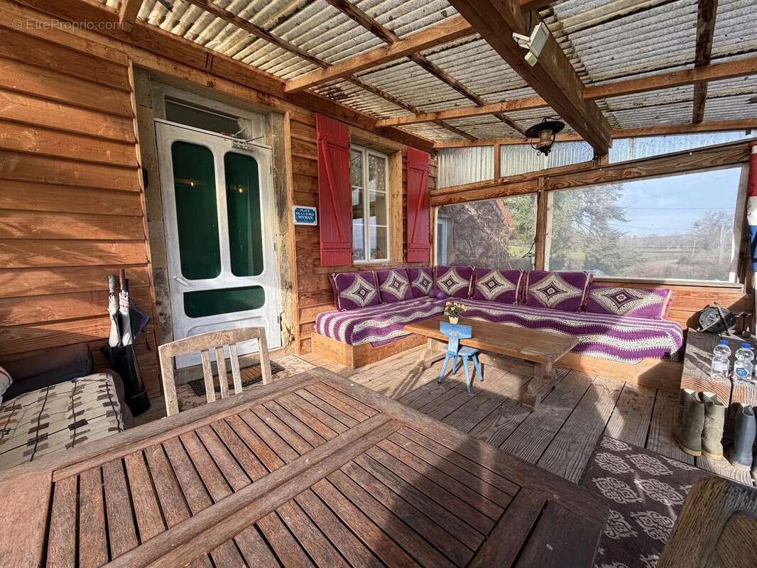 Fermette spacieuse à vendre près de Reclesne - photo 15