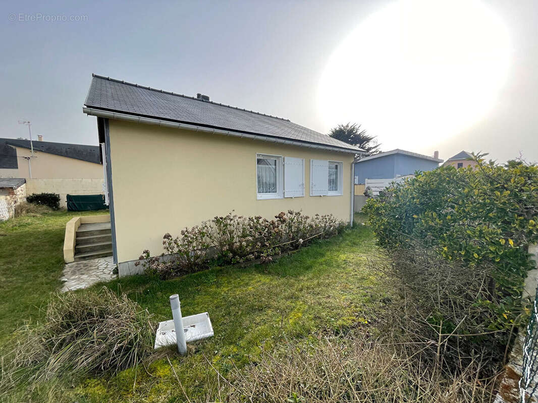 Maison à SAINT-GERMAIN-SUR-AY