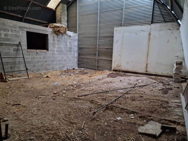 Maison à GIRONCOURT-SUR-VRAINE