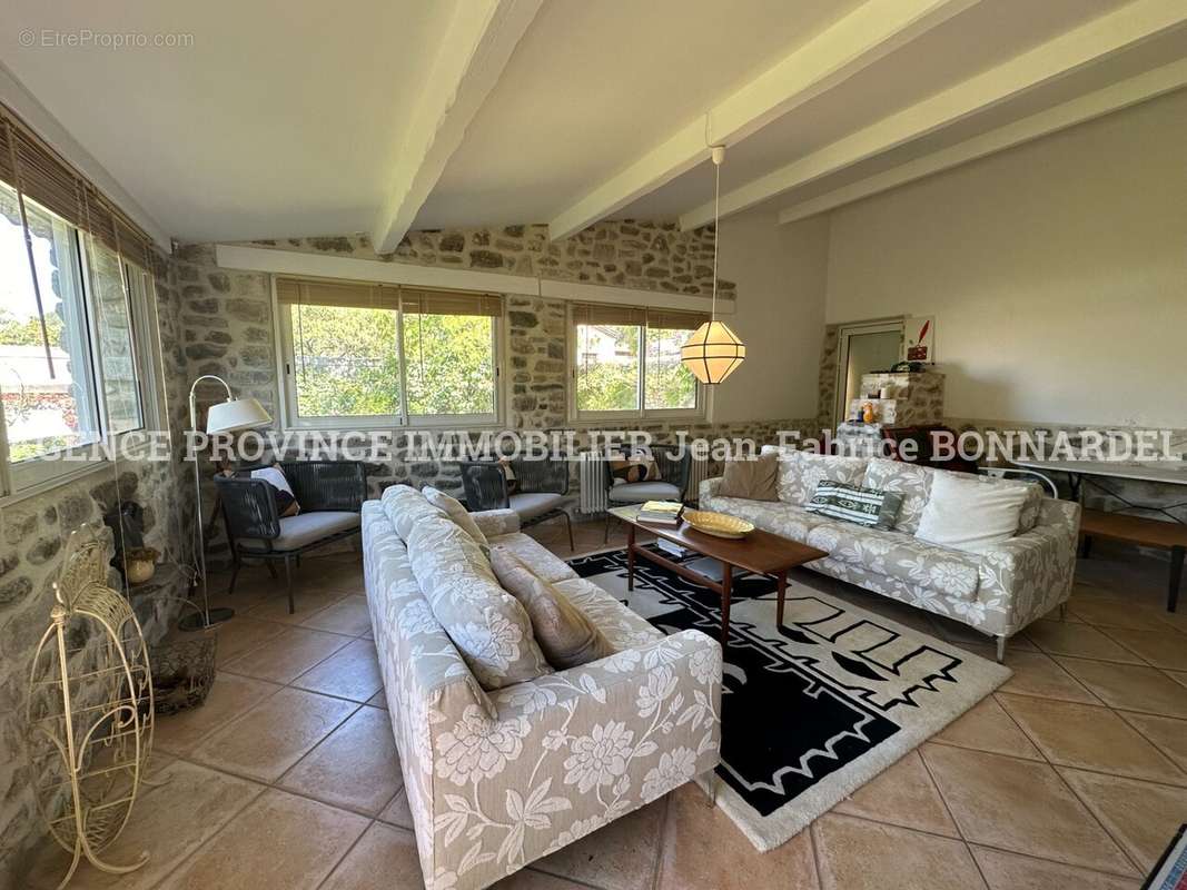 Maison à FELINES-SUR-RIMANDOULE