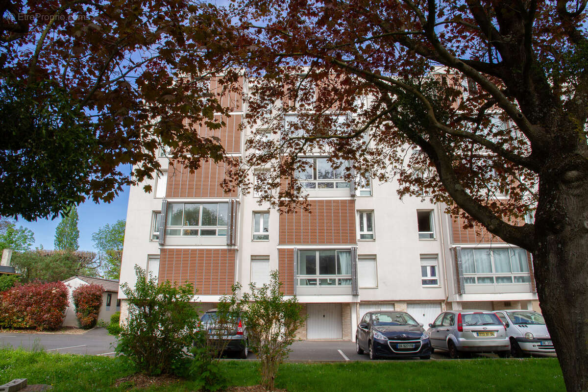 Appartement à VILLENEUVE-LE-ROI