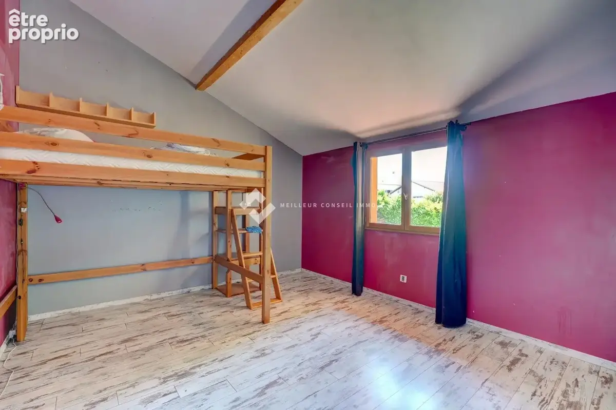 Maison 6 pièces 170 m² à vendre à Saint-Laurent-De-Mure (69720) - photo 5