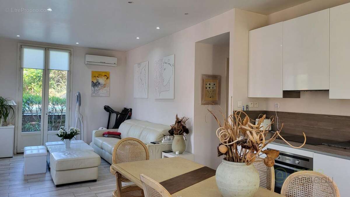 Appartement à MENTON
