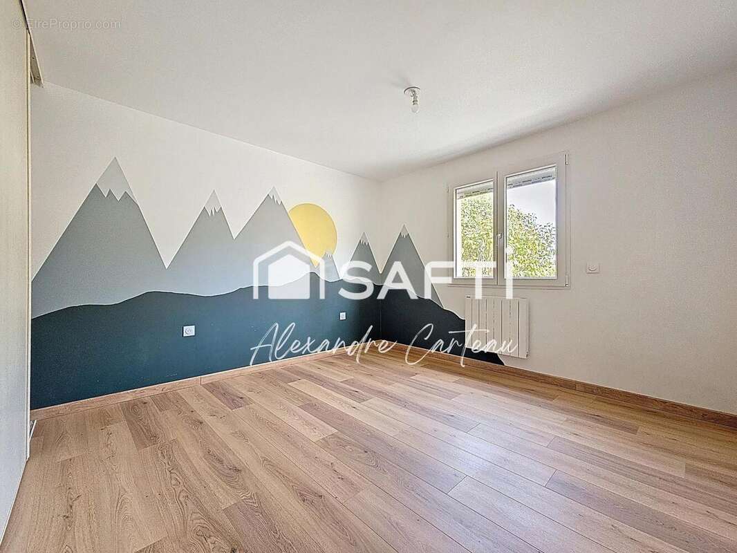 Photo 7 - Maison à FARGUES-SAINT-HILAIRE