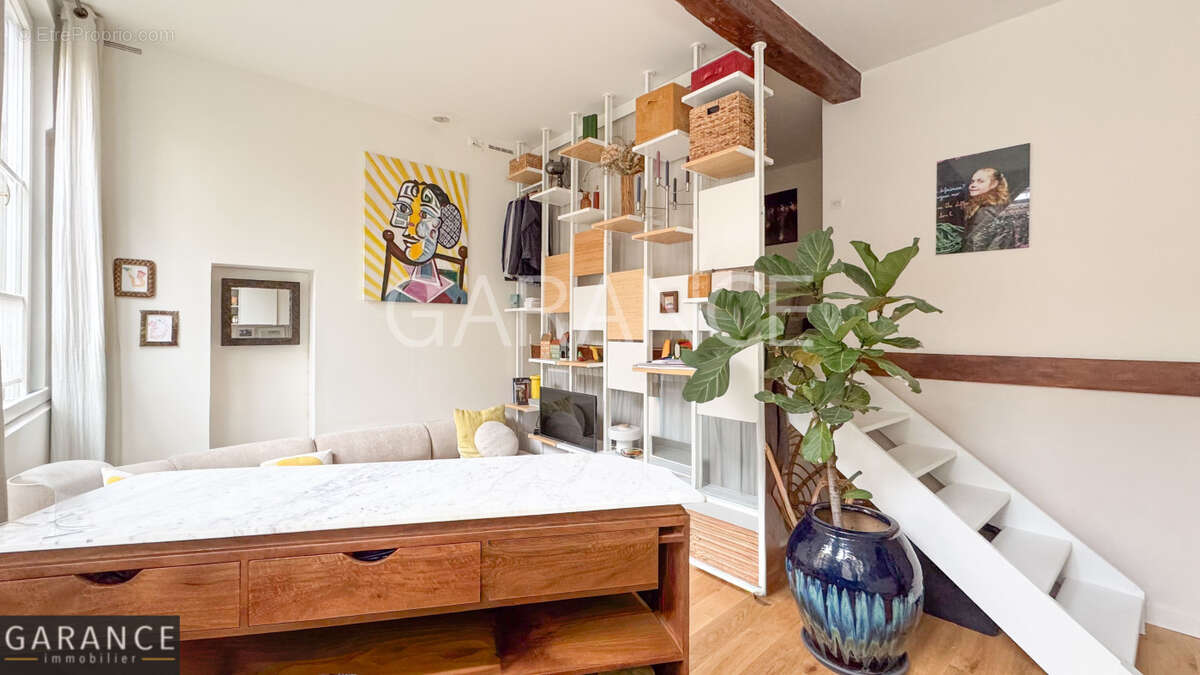 Appartement à PARIS-12E