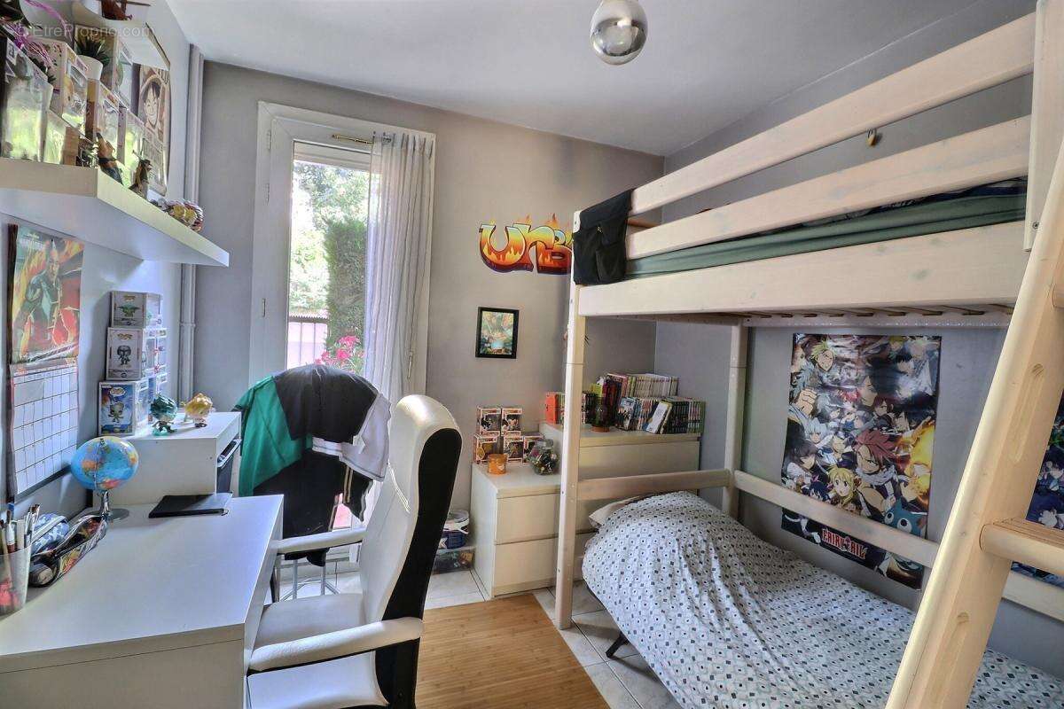 Appartement à BOUGIVAL