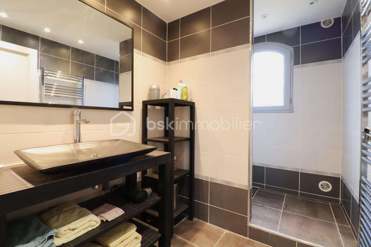 Maison à SAINT-JEAN-DE-FOS