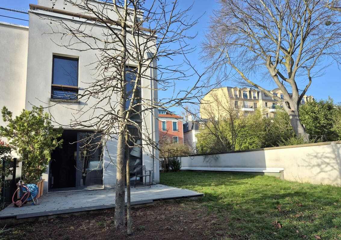 Maison à CHOISY-LE-ROI