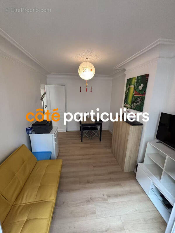 Appartement à PARIS-14E