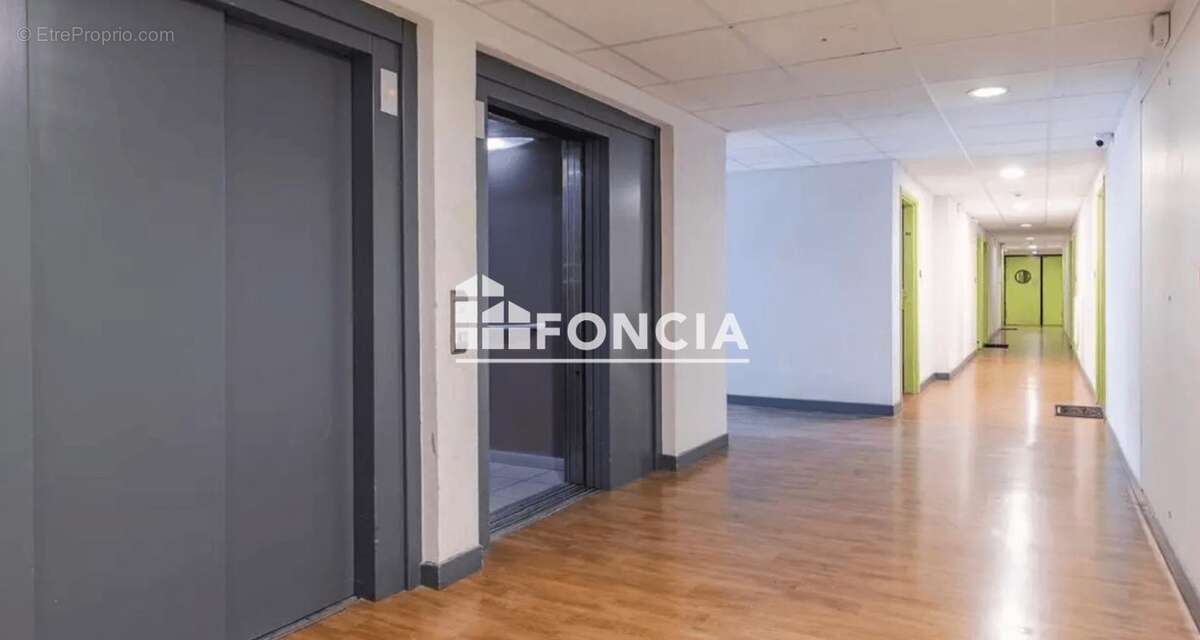 Villeneuve-la-garenne - c.c qwartz - studio - calme - photo 4