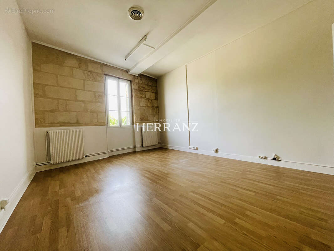 maison, appartement ou local pro de 240m2 - photo 7