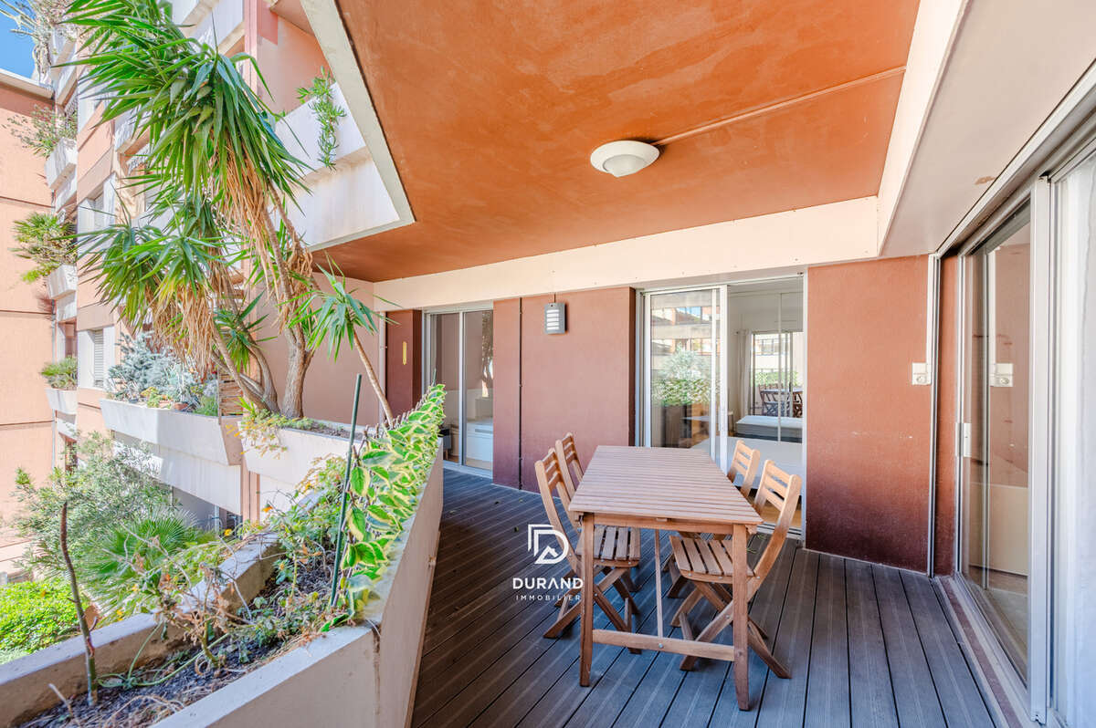 Appartement à MARSEILLE-8E