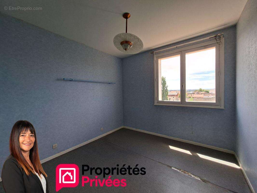 Roanne centre T5 avec balcon, vue dégagée et garage - photo 6