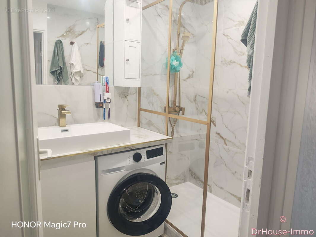 Appartement 57 m² à Marseille-11e  - photo 6