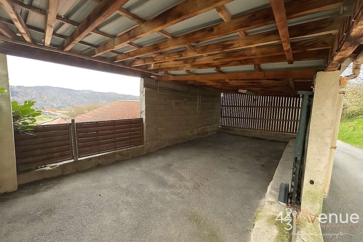 Maison à AUREC-SUR-LOIRE