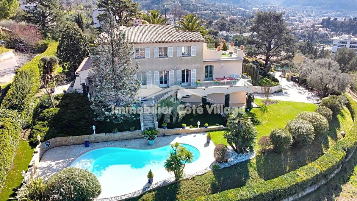 Maison à DRAP