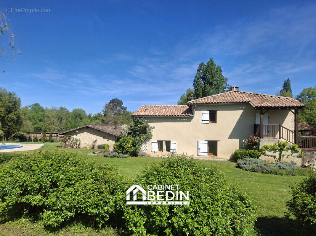 Maison 265 m² à Langon  - photo 2