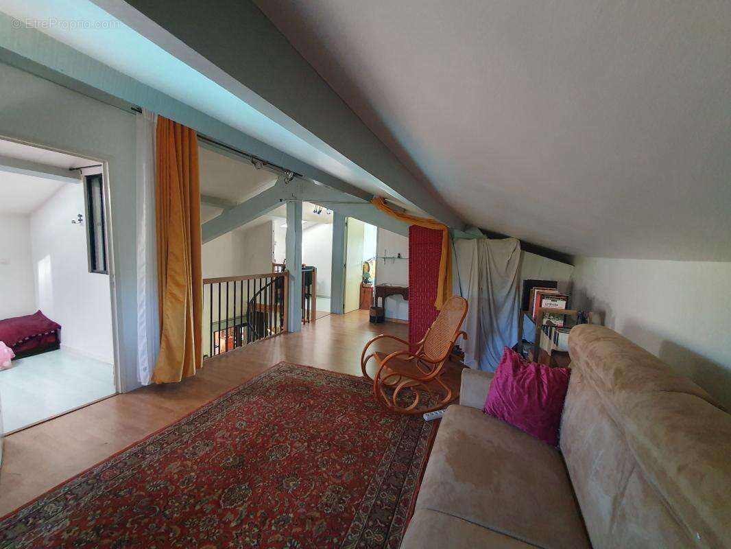 Maison à SAINT-ANDRE-DE-CRUZIERES