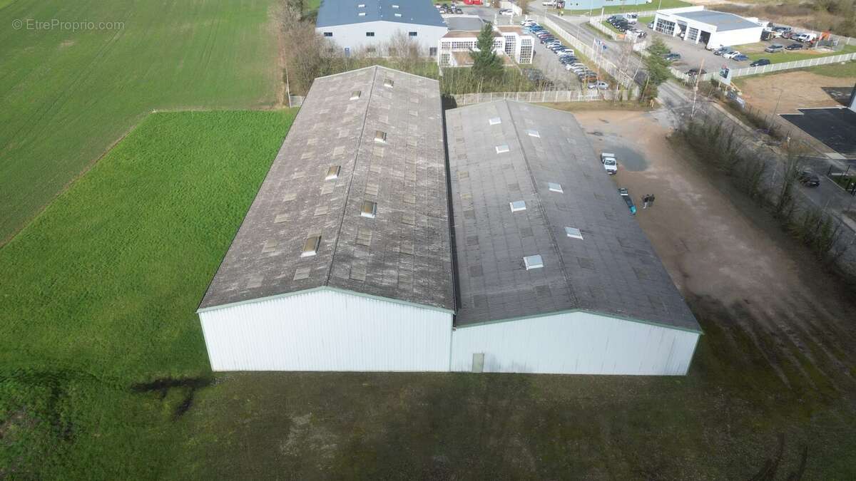 Commerce à THIRON-GARDAIS