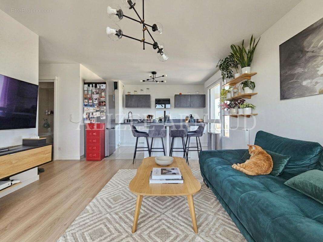 Appartement à ASNIERES-SUR-SEINE