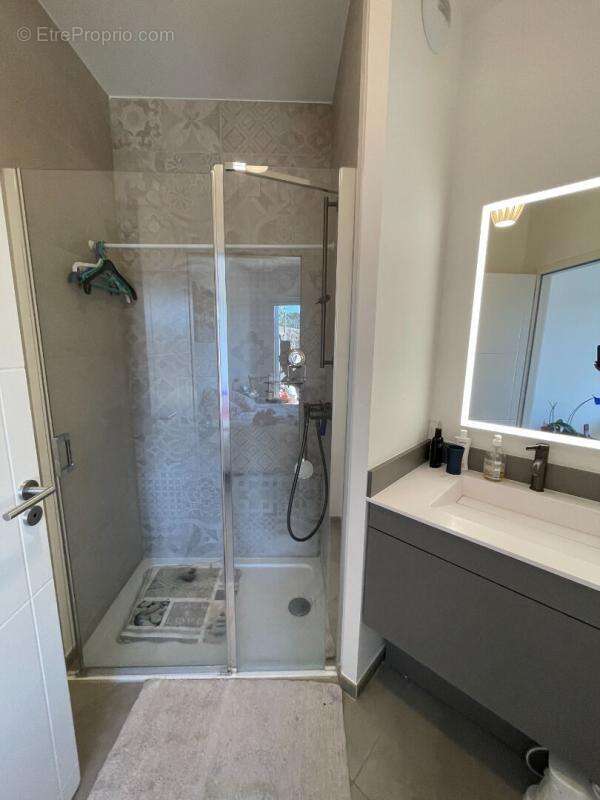 Appartement à CASTELNAU-LE-LEZ