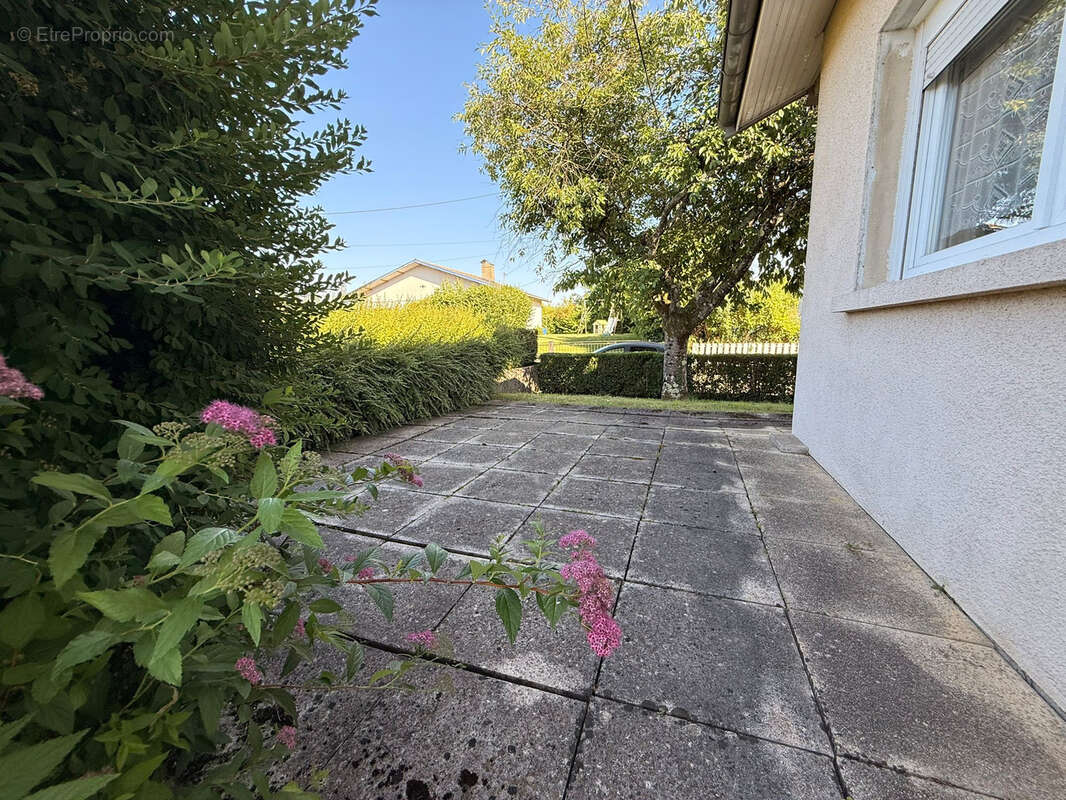 Maison à L'ISLE-SUR-LE-DOUBS