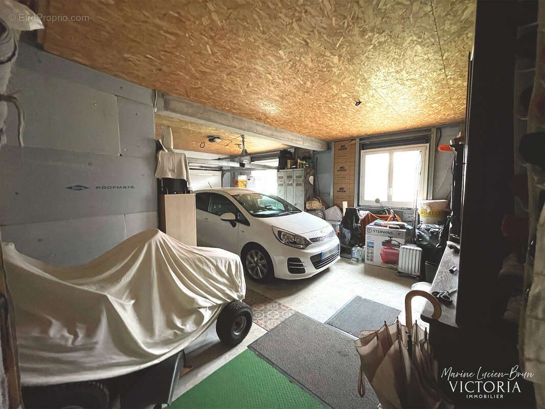 Maison à FIGANIERES