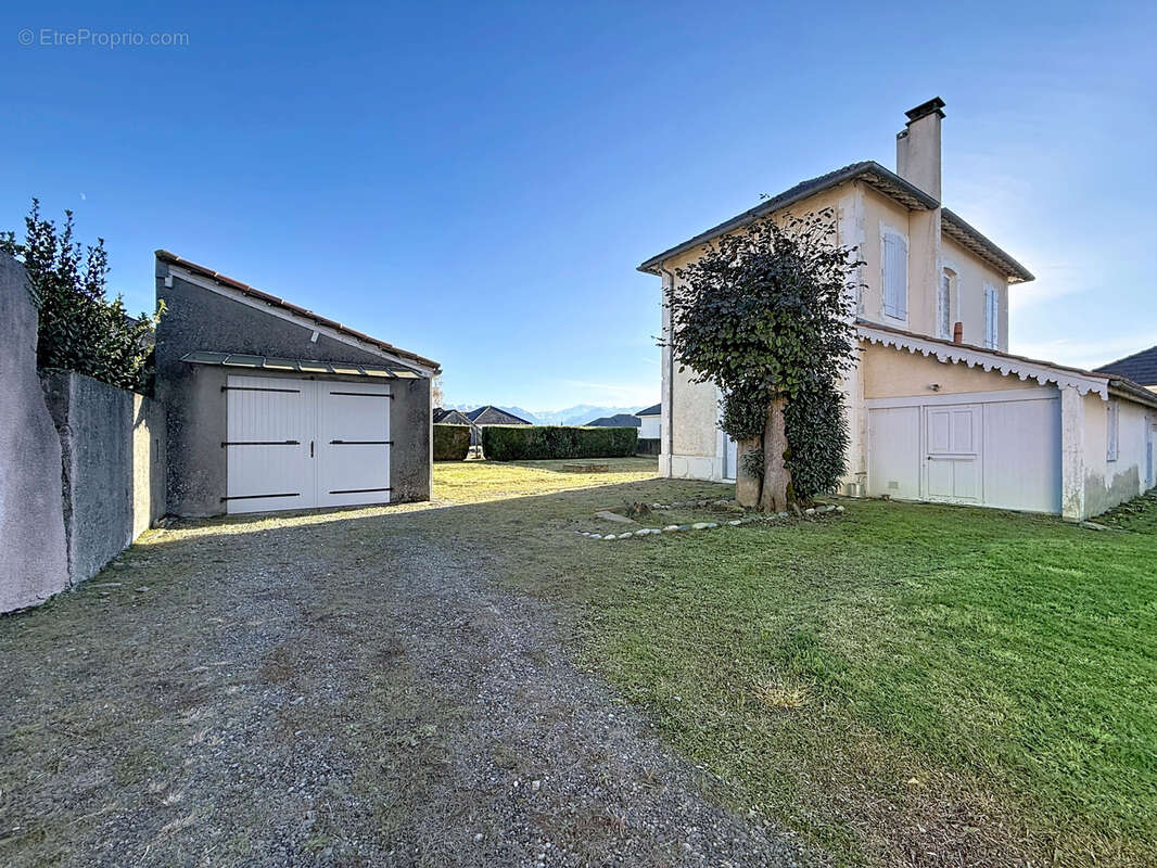 Maison à BOEIL-BEZING