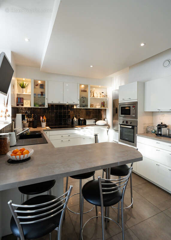 Vente demeure exceptionnelle avec piscine - hyper-centre - photo 9