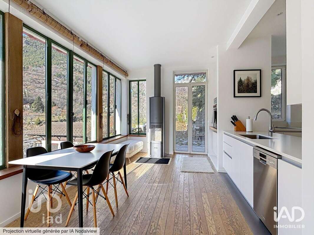 Photo 2 - Maison à SAINT-MARTIN-VESUBIE