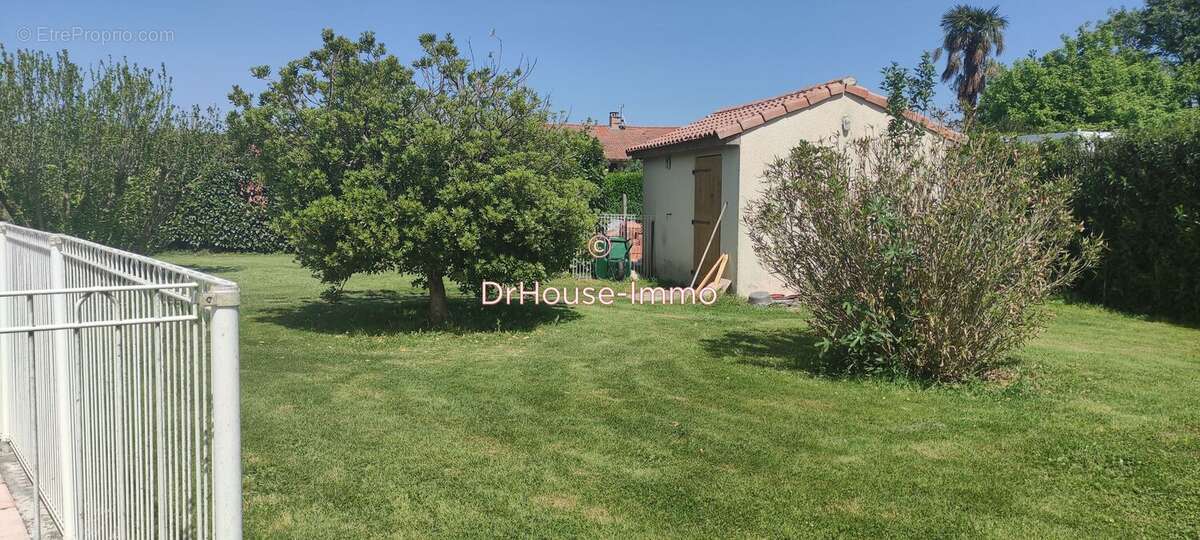 Maison à LONGAGES