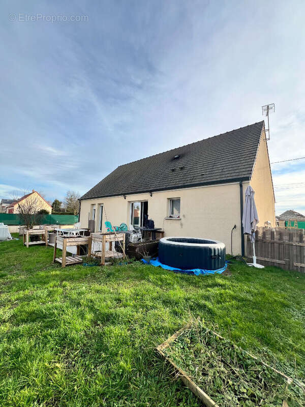 Maison à PONTAVERT