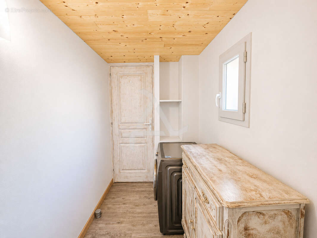 Appartement t2 de 60 m2 avec atelier de 56m2 dans petite copropriété de charme à 20min de porto-vecchio - photo 13