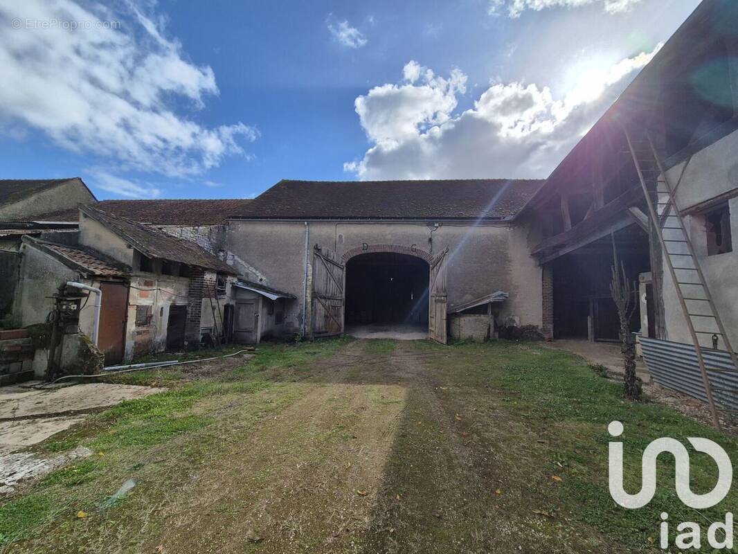 Photo 1 - Maison à MERCY