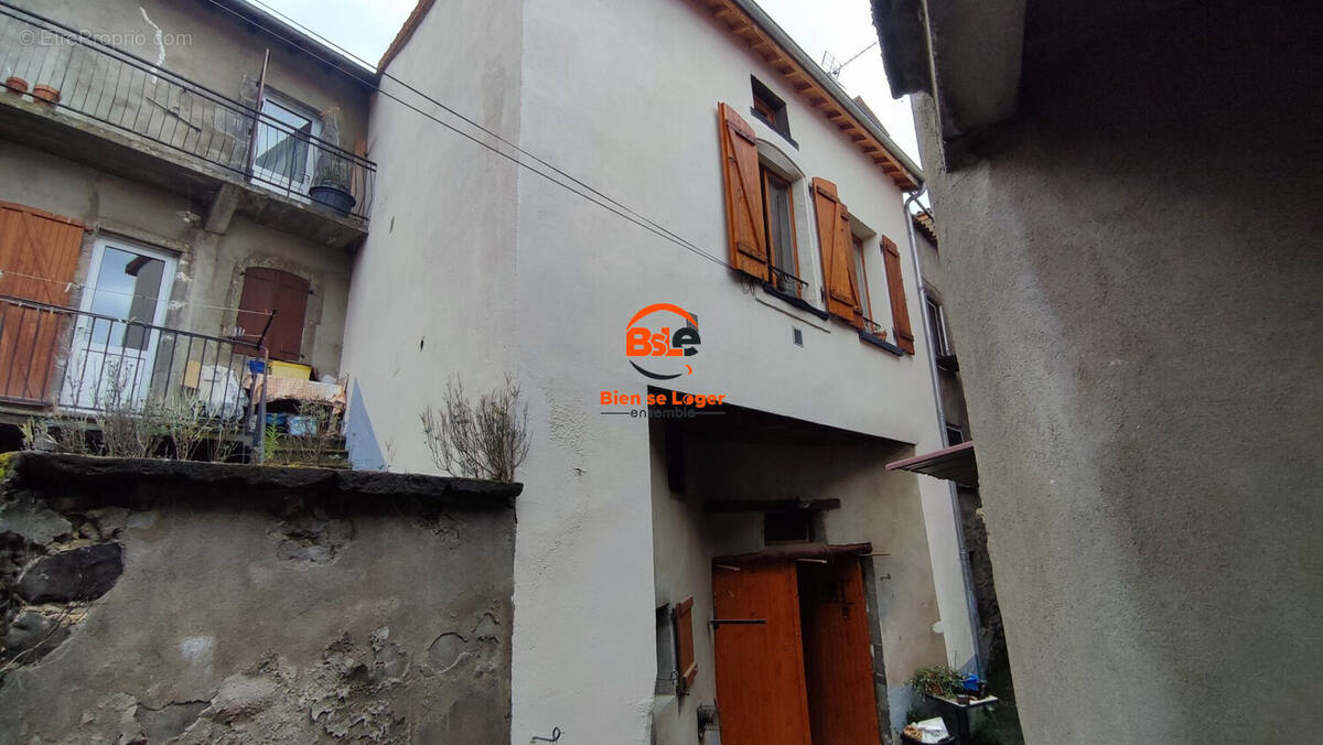 A vendre Maison Vigneronne 3 chambres Dallet - Agence Immobilière BSLE - Bien Se Loger Ensemble Pont du Château - Maison à DALLET