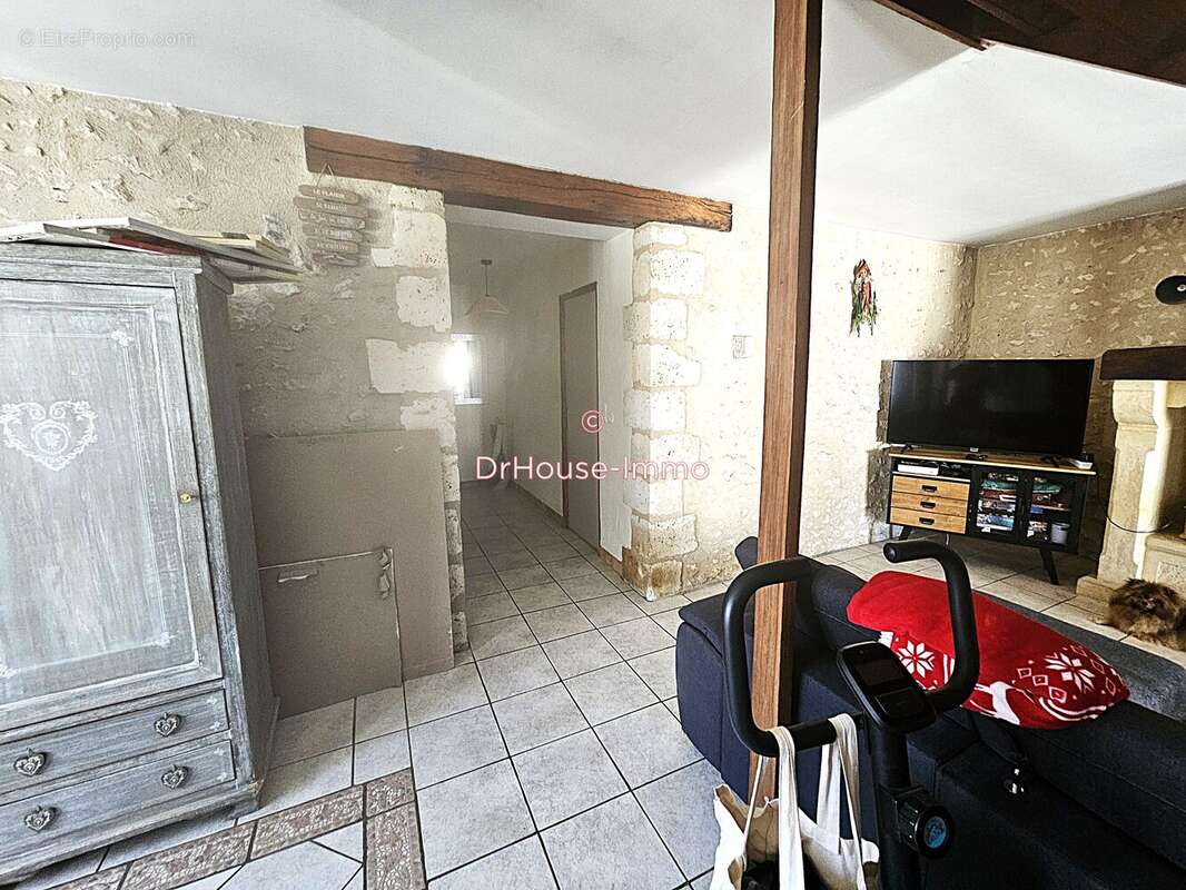 Maison à SAINT-LEON-SUR-L'ISLE