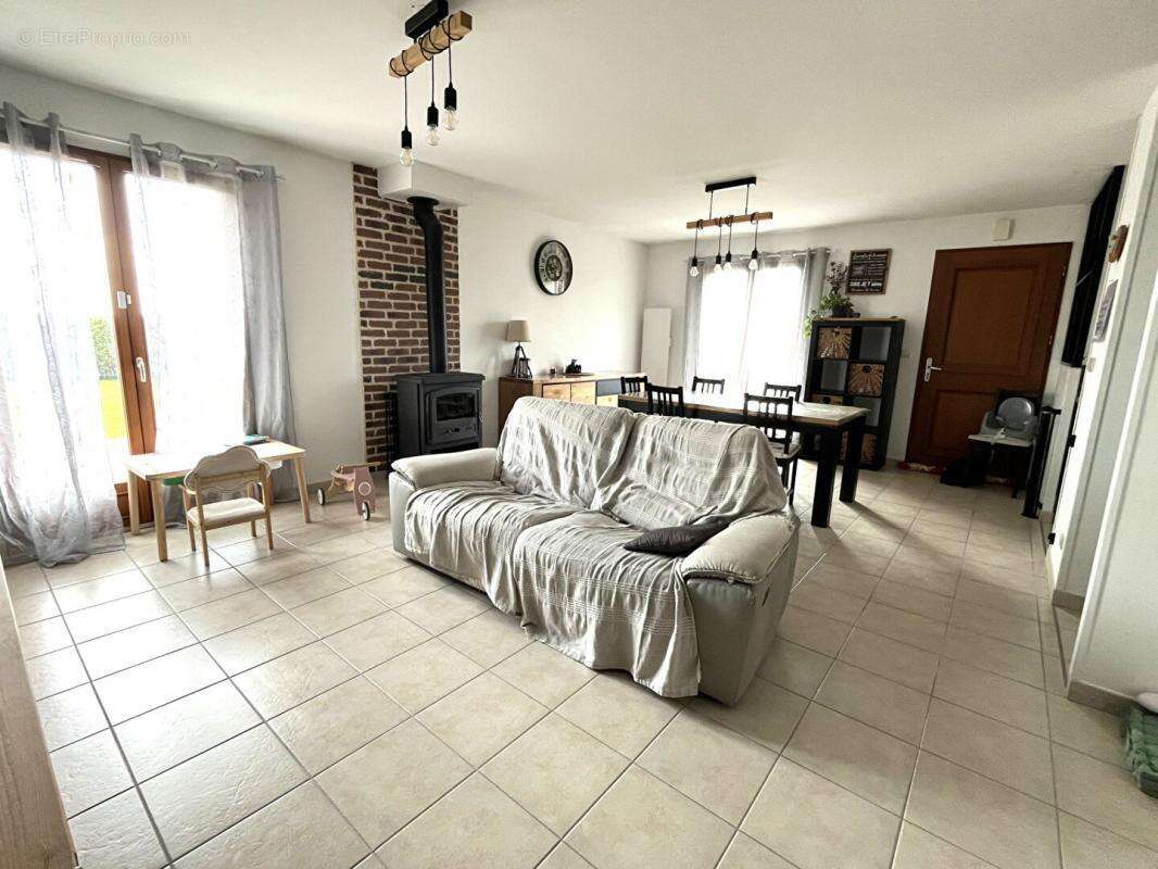 Maison à LA NEUVE-GRANGE