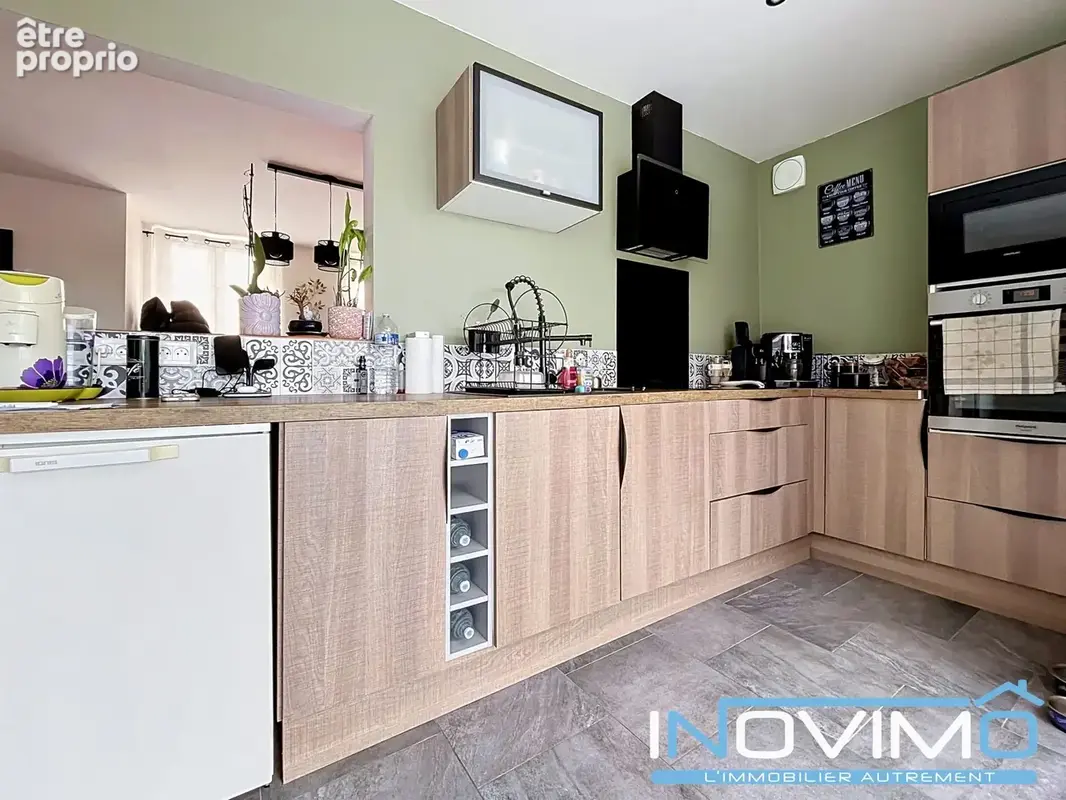 Maison 6 pièces 110 m² à vendre à Saint-Pierre-Brouck (59630) - photo 3