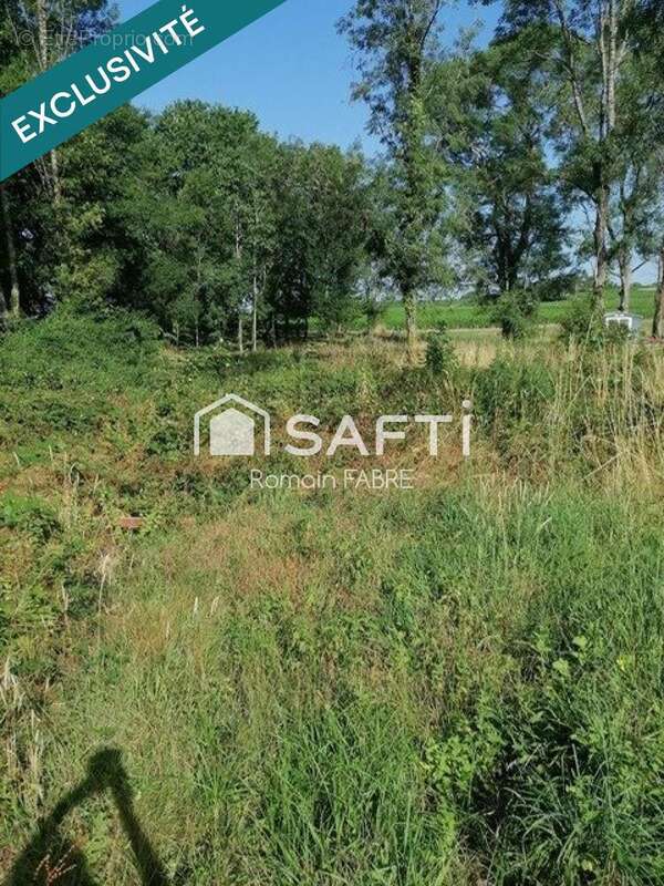 Terrain 1248 m² à Saint-Savin  - photo 4