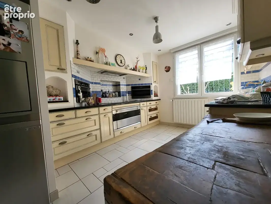 Maison de standing de 416 m² sur un terrain 2320 m² avec piscine - photo 5