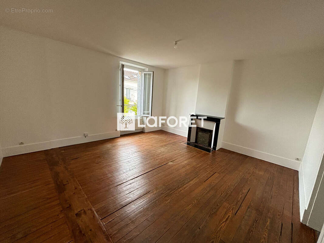 Appartement à VILLEMOMBLE